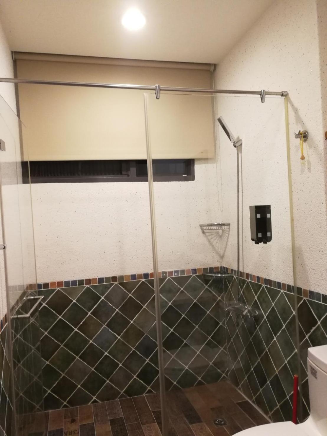 羅東夜市舒果shugo B&B 近清溝夜市 國旅卡特約店 配合手作早餐店及租車行 Luodong Buitenkant foto