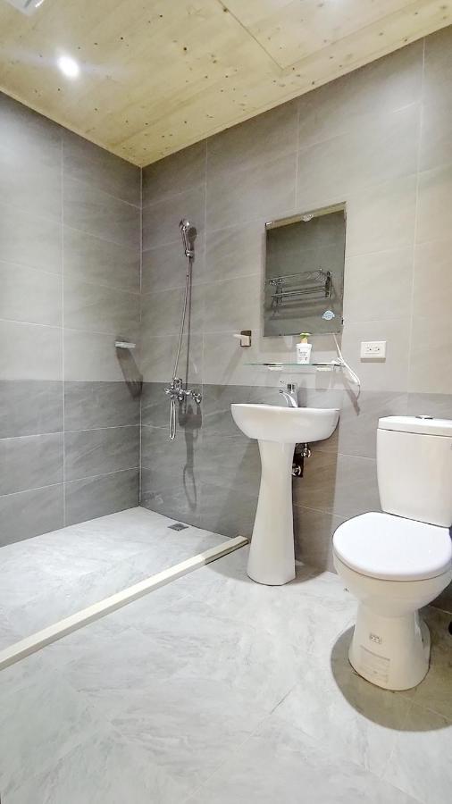 羅東夜市舒果shugo B&B 近清溝夜市 國旅卡特約店 配合手作早餐店及租車行 Luodong Buitenkant foto