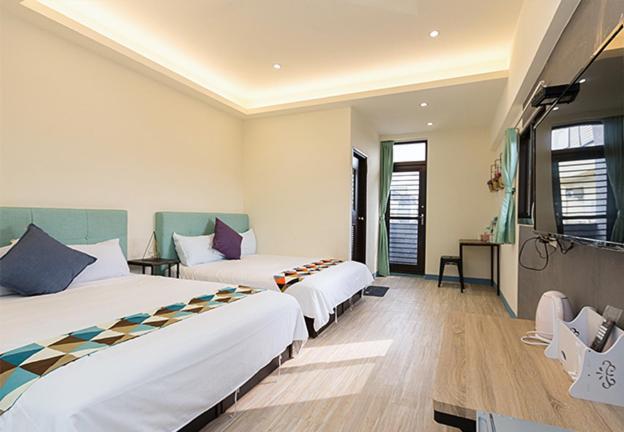 羅東夜市舒果shugo B&B 近清溝夜市 國旅卡特約店 配合手作早餐店及租車行 Luodong Buitenkant foto